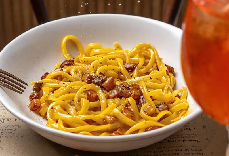 Italian food carbonara emilias