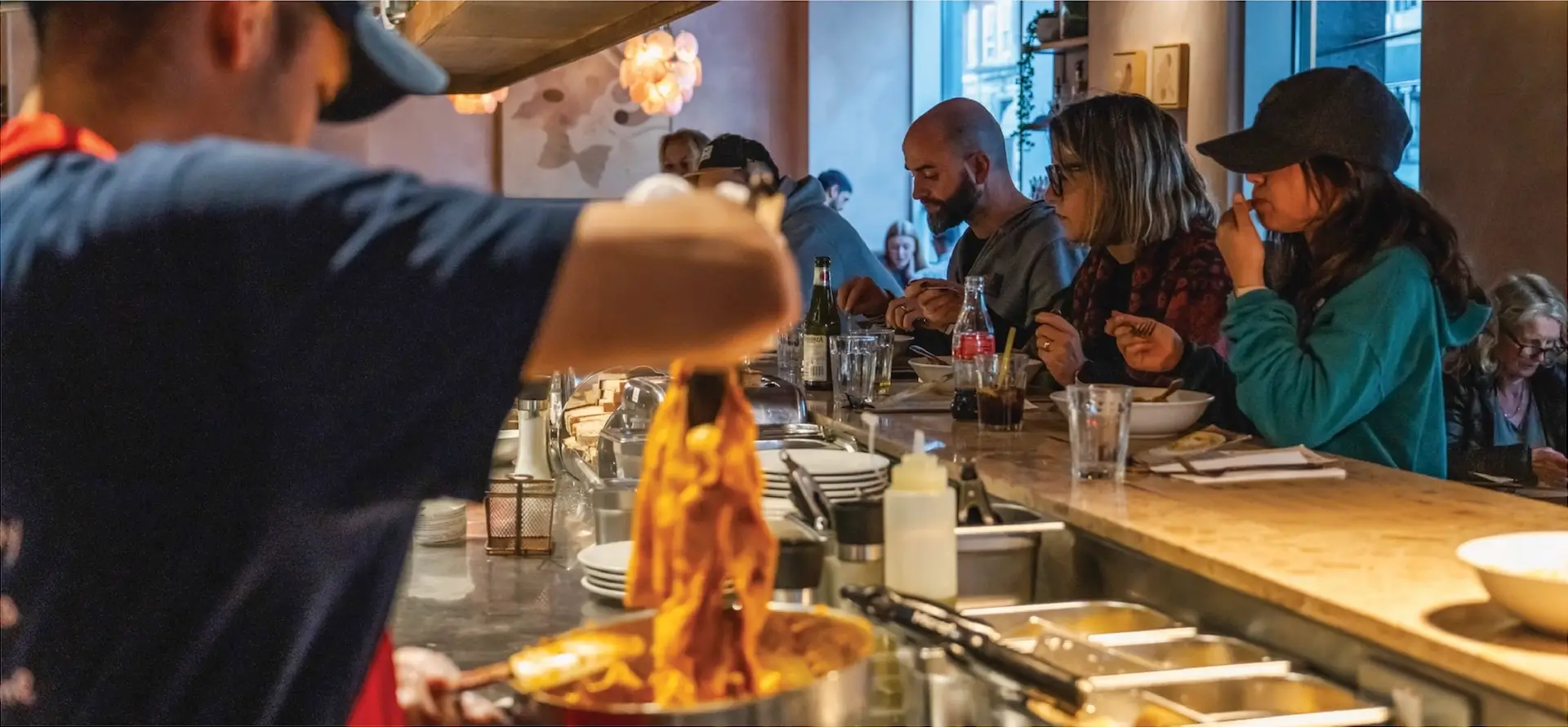 baker-street-restaurant-counter-seats