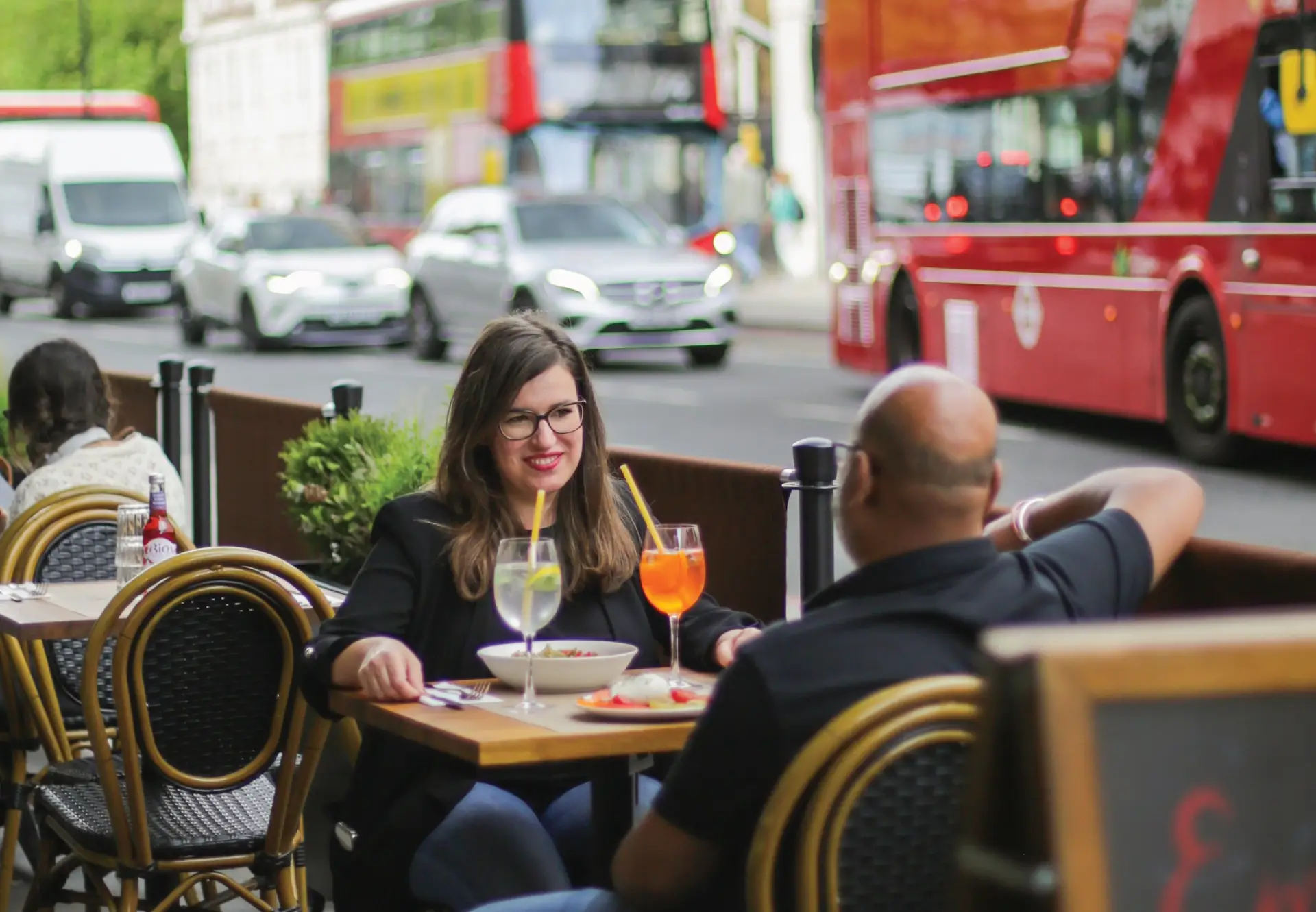 Alfresco dining at Emilia's Baker Street