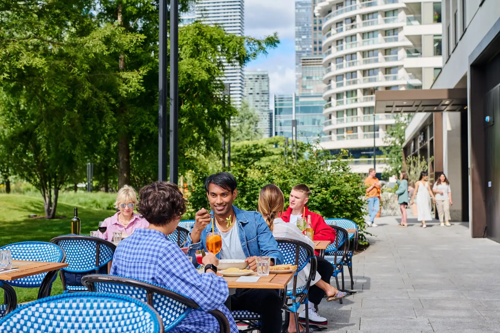 emilias wood wharf al fresco restaurant