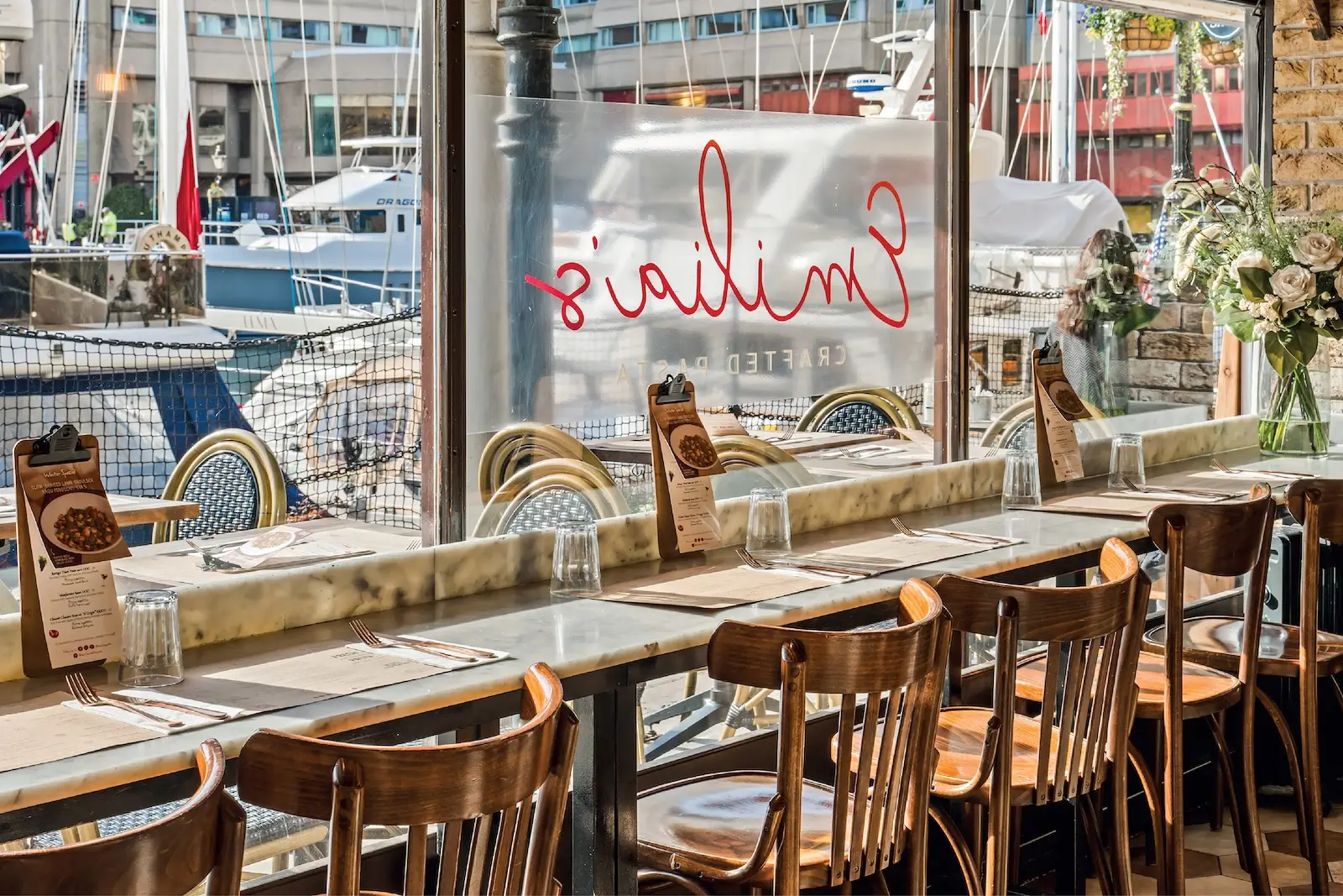 st katharine docks marina window seats